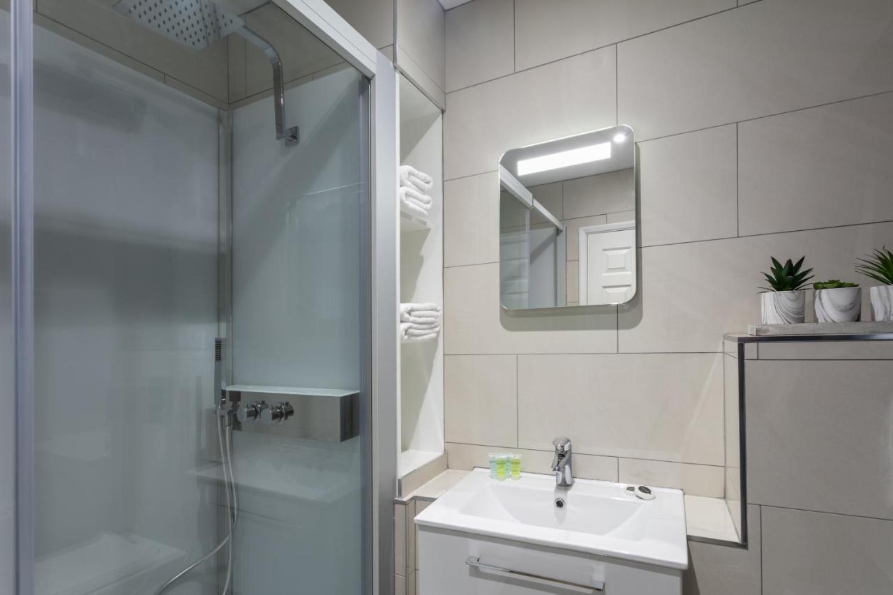 Roydon Marina Village Hotel Luaran gambar