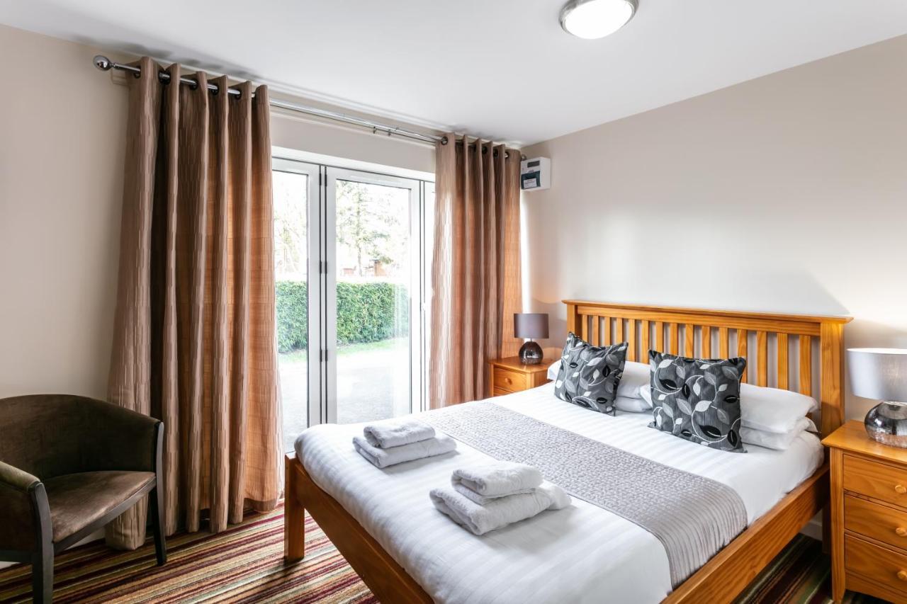 Roydon Marina Village Hotel Luaran gambar
