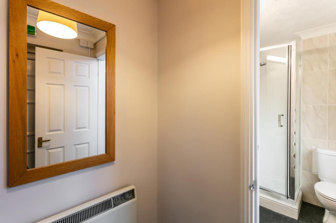 Roydon Marina Village Hotel Luaran gambar