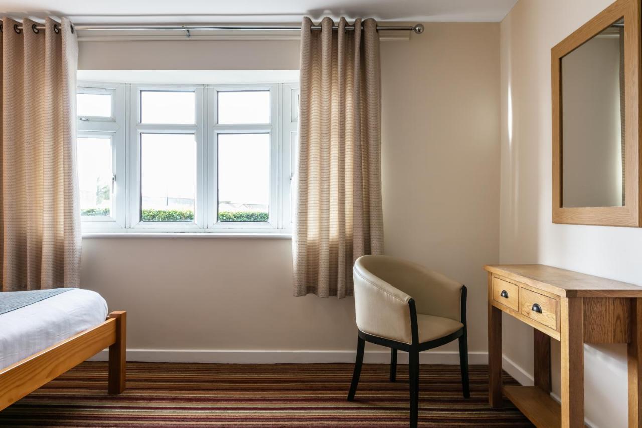 Roydon Marina Village Hotel Luaran gambar